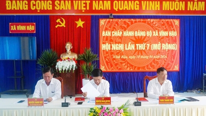7th (Expanded) Meeting of the Executive Committee of the Vinh Hau Commune Party Committee