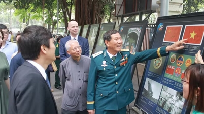 Opening of the exhibition commemorating the 65th anniversary of humanity's first space journey.