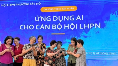 Wanita di Tay Ho secara proaktif menyesuaikan diri dengan teknologi baharu.