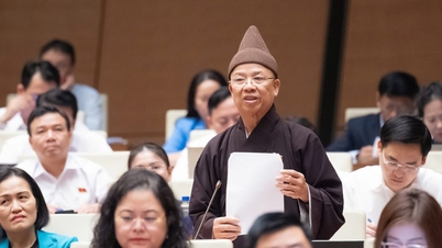 Thich Thanh Quyet (Quang Ninh) nemzetgyűlési képviselő: A jogi keretrendszer tökéletesítése és a vallások szerepének előmozdítása a nemzeti fejlődésben.