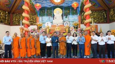 Perdana Menteri Le Minh Hung mengucapkan selamat Tahun Baru tradisional Chol Chnam Thmay kepada kumpulan etnik Khmer.