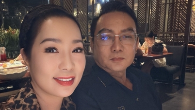 Folkets konstnär Trinh Kim Chi ser ungdomlig och vacker ut, VTV-konferenciern Huyen Trang publicerar bilder där hon retar sin fotbollsspelare och make.