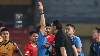 The Cong - Viettel narrowly defeated Thanh Hoa on the day coach Popov received a red card.