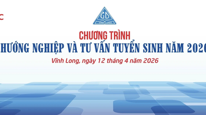 Tidningen Education and Training, utbildningsdepartementet i Vinh Long-provinsen och Cuu Long-universitetet tillhandahöll karriärvägledning till tusentals studenter.