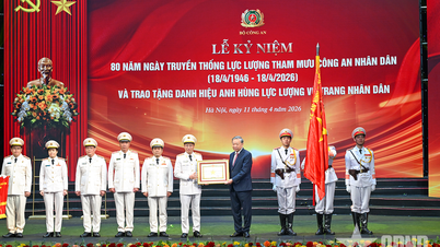 អគ្គលេខាធិការ និងជាប្រធានរដ្ឋ លោក To Lam បានចូលរួមក្នុងពិធីរំលឹកខួបលើកទី ៨០ នៃទិវាប្រពៃណីនៃកងកម្លាំងសន្តិសុខសាធារណៈប្រជាជន។