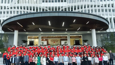 83 students from Hung Vuong Specialized High School received direct admission offers from Hanoi Pedagogical University.