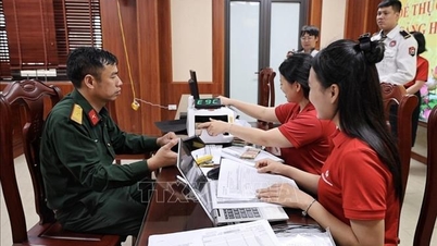Gia Binh Havalimanı'ndaki arazi tahsisi için verilen 150 milyon VND'lik bonusun uzatılması.