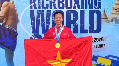 Luptătorul din Ho Chi Minh City și-a apărat cu succes medalia de aur la Cupa Mondială de Kickboxing 2026.