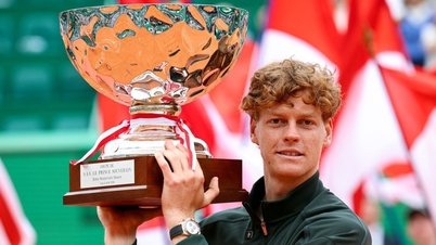 Sinner, Monte Carlo finalinde Alcaraz'ı yenerek dünya sıralamasında yeniden 1 numaraya yükseldi.