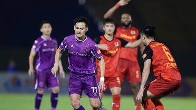 Ho Tan Tai schittert, maar Becamex Ho Chi Minh City lijdt toch een pijnlijke nederlaag tegen Ninh Binh: de held van Vietnam onder 23 scoort in de 90+3 minuut.