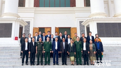 Nghe An eyaletinin liderleri, Xaysomboun eyaletine Bunpimay Yeni Yılı tebriklerini iletti.