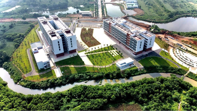 Universitas Nasional Hanoi sedang bersiap mengirim 15.000 mahasiswa ke Hoa Lac.