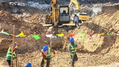 Den Bau von Energieprojekten, die dem APEC 2027 in Phu Quoc dienen, beschleunigen.
