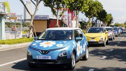 A VinFast VF 5 uralja az A-SUV szegmenst, rekordeladásokat produkálva 2026 márciusában.