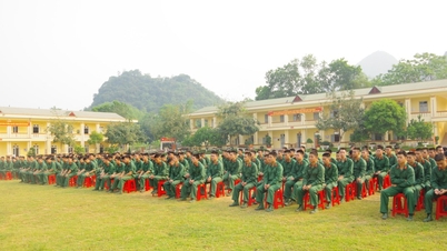 El Comando Militar Provincial responde al 5º Día del Libro y la Cultura de la Lectura de Vietnam - Periódico en línea Cao Bang
