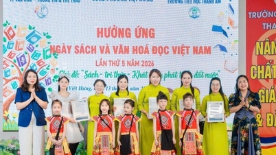 Viet Hung promotes reading culture starting from Vietnam Book and Reading Culture Day 2026.