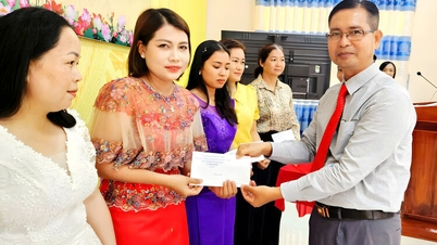 ឃុំ​បា​ចុ​ច​រៀបចំ​ពិធី​ជួបជុំ​អបអរសាទរ​បុណ្យចូលឆ្នាំ​ថ្មី​ប្រពៃណី​ជាតិ។