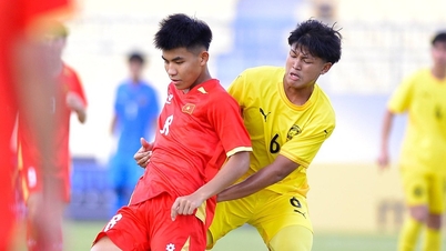 말레이시아 축구 팬들은 자국 U17 팀이 베트남에게 참패를 당한 후 실망감을 감추지 못하고 있다.