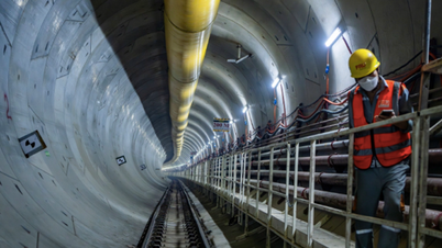 A Nhon - Hanoi állomás metróvonal befejezte a teljes 4 km-es földalatti alagút feltárását.