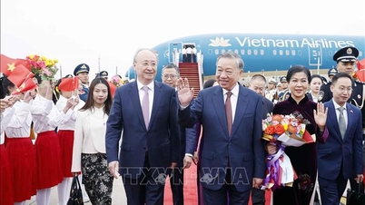 O secretário-geral e presidente To Lam e sua esposa iniciam uma visita de Estado à China.