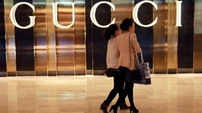 Ngành hàng xa xỉ sụt giảm 50% doanh số tại Dubai, triển vọng năm 2026 u ám