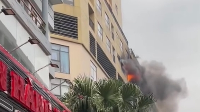 Apartment fire on Truong Chinh Street, no casualties.