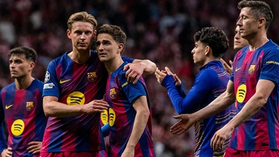 Hansi Flick żałuje odpadnięcia z Ligi Mistrzów i oświadcza, że ​​będzie grał w La Liga.