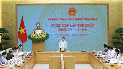 เสริมสร้างจิตวิญญาณแห่งความรักชาติ ส่งเสริมประสิทธิภาพในการบริหารและพัฒนาประเทศ