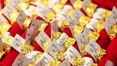 2026年4月15日正午時点の金価格最新情報：BTMC、BTMH、DOJI、Phu Quy、Mi Hongの金価格。