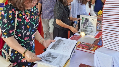 Ceremonia de inauguración de la 5ª Feria del Libro de Can Tho