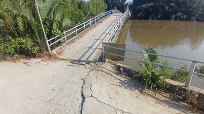 Las riberas del río Can Duoc se están erosionando y las carreteras locales se están agrietando.