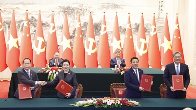 Vietnam og Kina signerer viktige samarbeidsdokumenter.