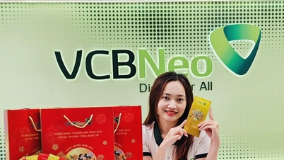 សាខាធនាគារជាច្រើនទៀតកំពុងត្រូវបានបិទ។