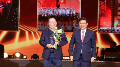 កម្មវិធីសិល្បៈពិសេស "មាតុភូមិក្នុងដួងចិត្តខ្ញុំ" បានទទួលមេដាយរំលឹកសម្រាប់ការឧទ្ទិស។