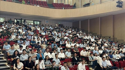 Mendiversifikasi metode penerimaan di lembaga pendidikan kejuruan.