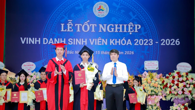 Trường Cao đẳng Công nghiệp Bắc Ninh trao bằng tốt nghiệp, vinh danh sinh viên
