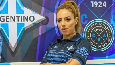 لاعبة كرة قدم أرجنتينية تُقتل على يد زوجها بعد الطلاق.