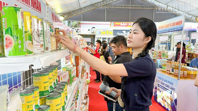 Vinh Long inaugurează săptămâna produselor OCOP.