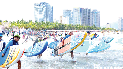 Many cultural events and festivals are being held to entertain tourists visiting Da Nang during the April 30th and May 1st holidays.