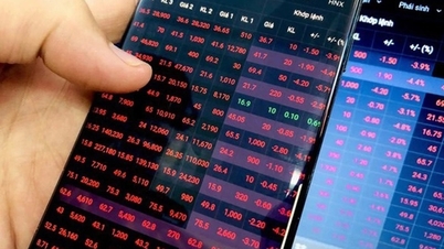 VN指数が1800ポイントを突破、Vin株は引き続き「株を支えている」。