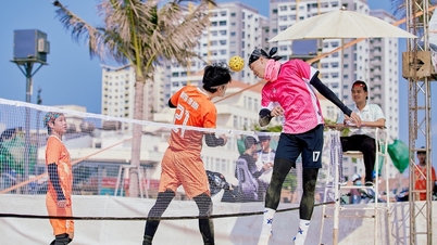 Kejohanan Sepak Takraw Pantai di Festival Sukan Bandar Raya Ho Chi Minh