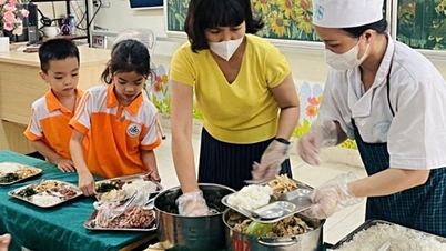 Miasto Ho Chi Minh zaostrza środki bezpieczeństwa żywności w szkolnych posiłkach w sezonie upałów.