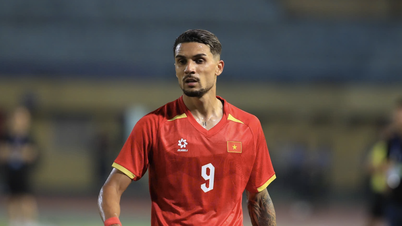 اللاعب المجنس دو هوانغ هين: أريد أن ألعب في كأس العالم مع المنتخب الوطني الفيتنامي.