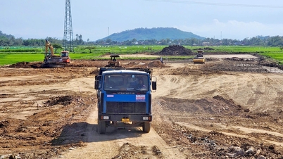 Quang Ngai met en place un groupe de travail pour résoudre les problèmes d'indemnisation et « débloquer » une série de projets au point mort.