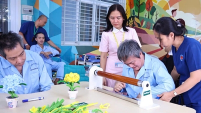 Ho-Chi-Minh-Stadt erhöht die Zahl der Ärzte, die an Einrichtungen entsandt werden, die eine umfassende Versorgung für Menschen mit Behinderungen anbieten.