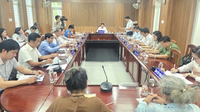 Le président du Comité populaire provincial, Pham Anh Tuan, a tenu une séance de consultation citoyenne régulière en avril.