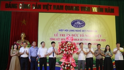 Hồng Sơn: Phát triển Làng nghề dệt Phùng Xá theo hướng hiện đại, bền vững