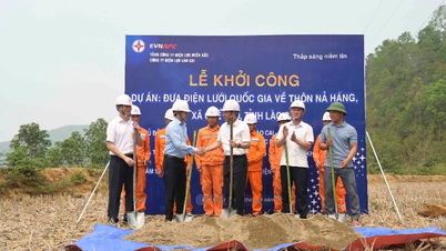 The people of the remote and impoverished Na Hang region have been connected to the national power grid.
