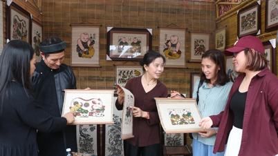 ຜູ້ທີ່ປະກອບສ່ວນເຂົ້າໃນການສົ່ງເສີມ ແລະ ອະນຸລັກຮັກສາມໍລະດົກ.