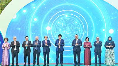 Ceremonia otwarcia Międzynarodowych Targów Turystycznych Wietnamu – VITM Hanoi 2026: Promowanie transformacji cyfrowej i zielonego wzrostu dla wietnamskiej turystyki w nowej erze
